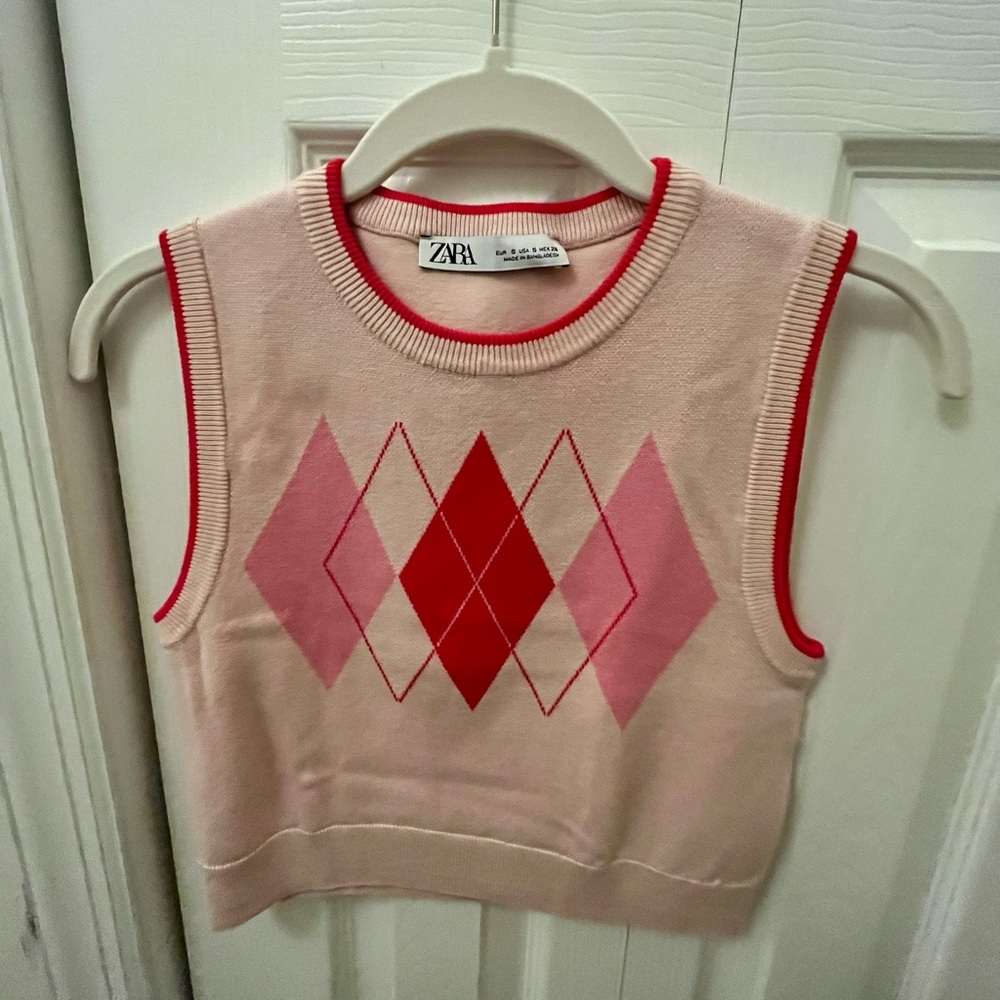 ZARA SWEATER VEST